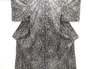 縞に草花模様織り出し本場泥大島紬着物(9マルキ)